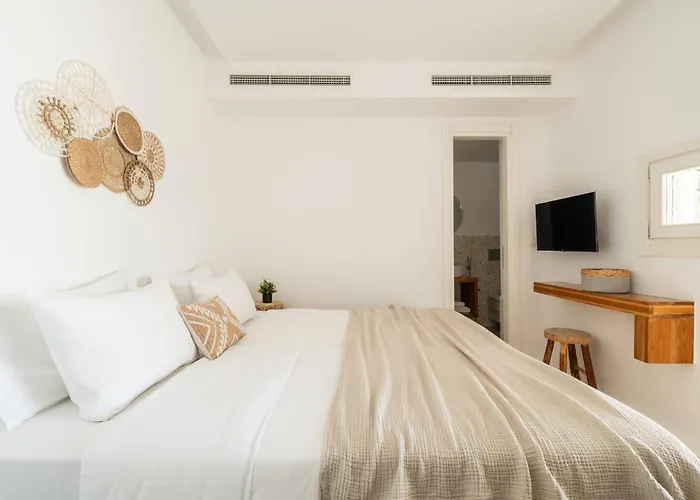 Namaste Boutique Mykonos Tourlos