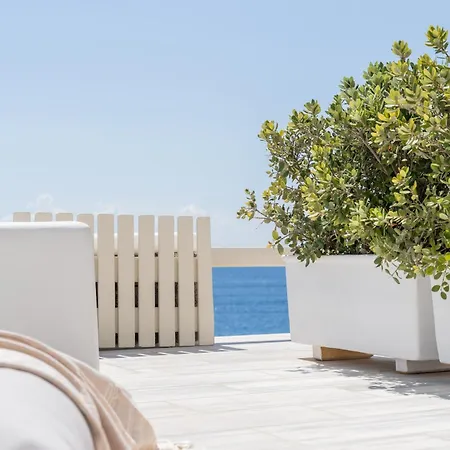 Namaste Boutique Mykonos * 투를로스