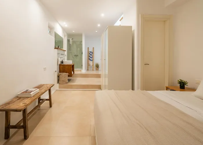 Namaste Boutique Mykonos * Tourlos